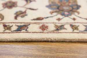 Indo-Persian Kashan rug, hand-knotted silk and wool, 187 x 276cm - 4