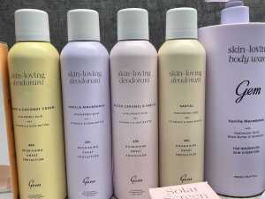 Group of Gem beauty products - 3