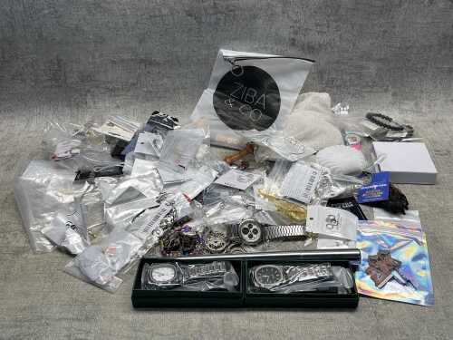 19 · Group of assorted jewellery