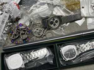 Group of assorted jewellery - 2