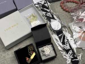 Group of assorted jewellery - 3