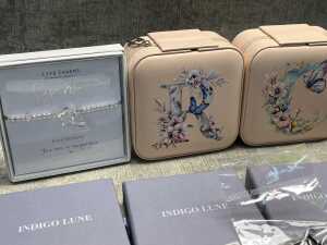 Group of assorted jewellery - 5