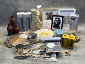 Group of homewares