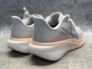 Nike Air Zoom Pegasus 42 size US 8 Women's - 4