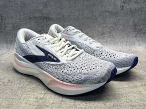 Brooks Adrenaline GTS 24 size US 12 Women's - 3