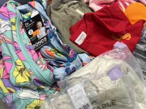 Group of Girls clothing and accessories size 2-4 - 5