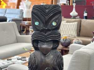 Traditional Maori carved timber Tekoteko guardian figure - 2