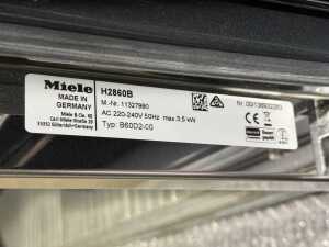 Miele H 2860 B built-in electric oven - 4