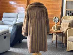 Brown mink fur coat - 4