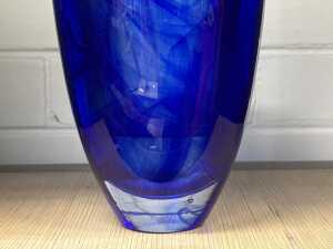 Kosta Boda Atoll cobalt blue glass vase - 2