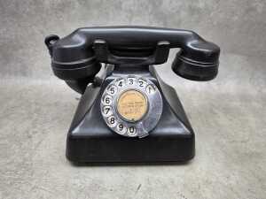 Art Deco GEC 'pyramid' bakelite rotary dial telephone