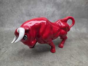 Two mid-century red glazed porcelain bull figures - 2