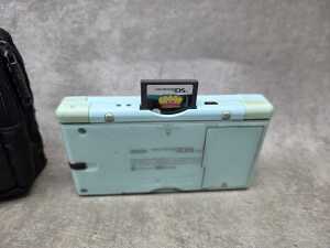 Nintendo DS Lite together with games - 5