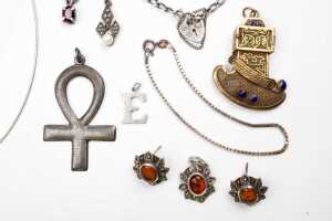 A collection of jewellery in sterling silver - 3