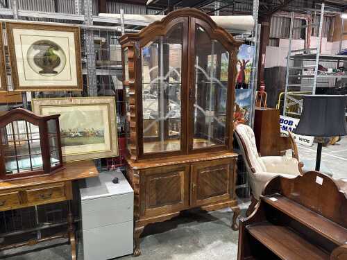 Traditional timber display cabinet