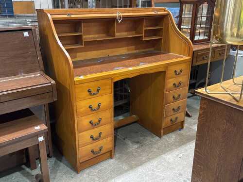Pine roll top bureau