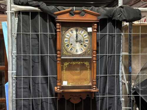 Unique 31-day mechanical pendulum wall clock