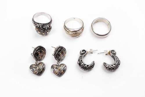 A collection of jewellery in sterling silver