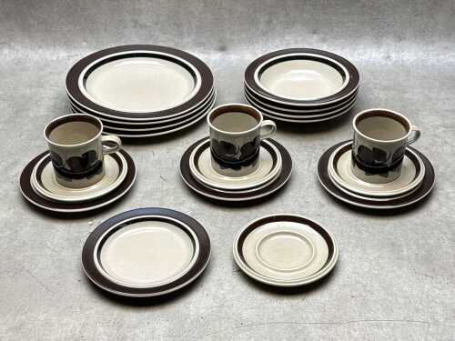 Arabia 'Ruija' stoneware dinner setting for four