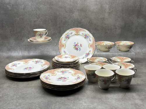 James Kent 'Gainsborough' porcelain part dinner setting