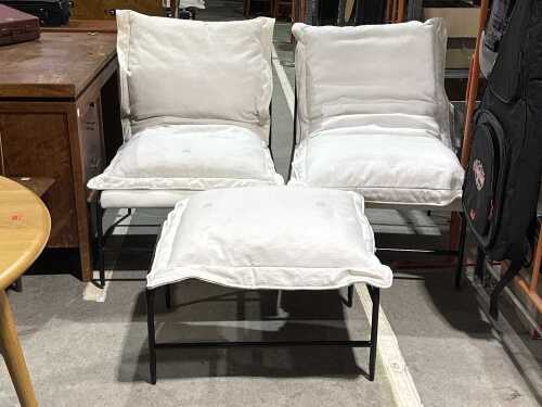 Three-piece lounge setting