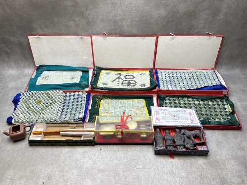 Group of Oriental decorative items some boxed