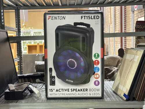 Fenton portable PA speaker model FT15LED