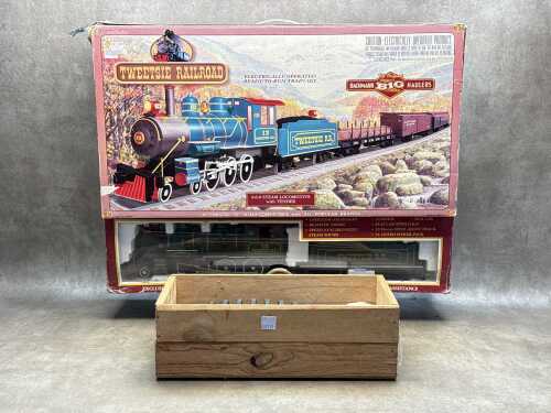 Bachmann Big Haulers G-scale model train set in original box