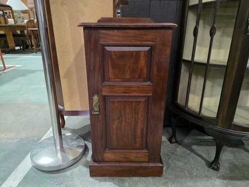 Mahogany bedside cabinet