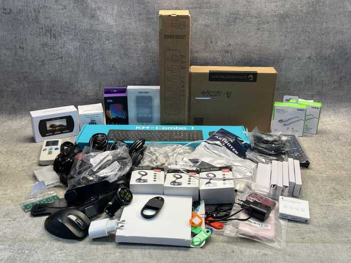Group of tech