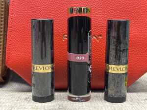 Group of beauty products - 3