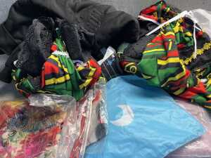 Group of assorted clothing & accessories - 2