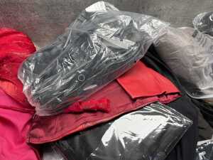 Group of assorted clothing & accessories - 4
