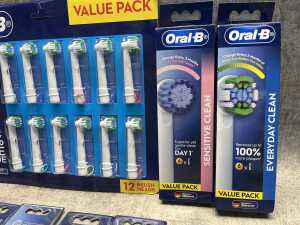 Group of Oral B products - 3