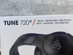 JBL Tune 720 BT headphones - 2