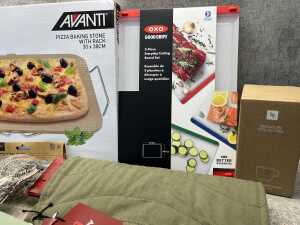Group of homewares - 3