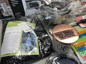 Group of homewares - 4