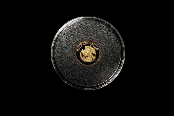 2013 St. George and the Dragon half-crown 0.375 or 9 carat gold coin, 1 gram