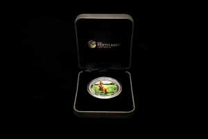 2014 World Money Fair Coloured Kangaroo $1 0.999 silver coin, 1 troy ounce - 3