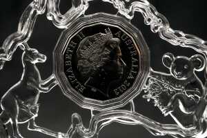 Two 2012 Lunar Year of the Dragon coins - 3