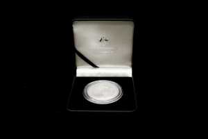 2013 Bicentenary of the Crossing of the Blue Mountains $10 fine 0.999 silver proof coin, 61 grams - 3
