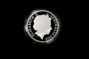 Black Caviar coin and PNC set, including 0.999 silver proof coin, 1 troy ounce - 3