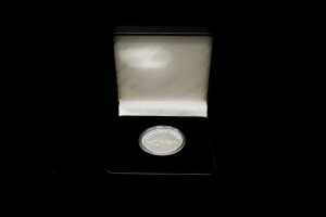 2013 Kangaroo Series $1 0.999 silver proof coin, 1 troy ounce - 3