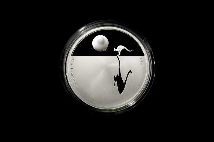 2010 Kangaroo at Sunset F15 Privy Mark $1 0.999 silver proof coin, 1 troy ounce