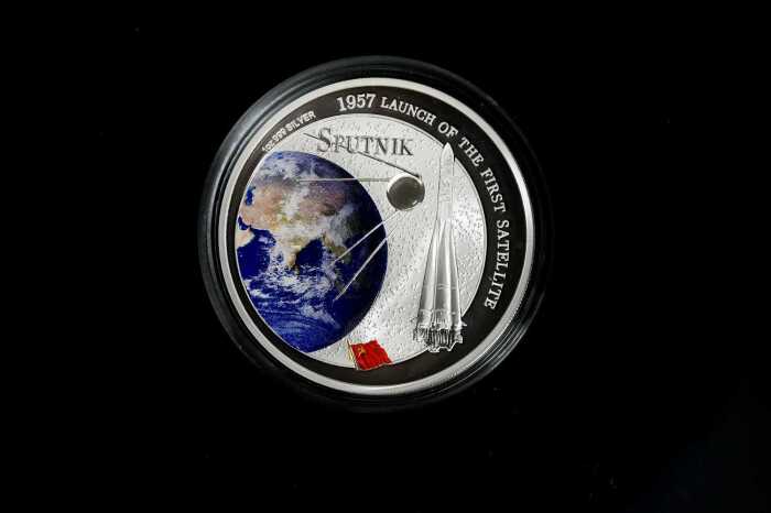 2007 Sputnik 50th Anniversary Fiji $2 0.999 silver proof-like coin, 1 troy ounce