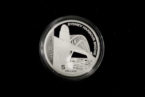 2007 75th Anniversary of the Sydney Harbour Bridge $5 fine 0.999 silver proof coin, 36.31 grams