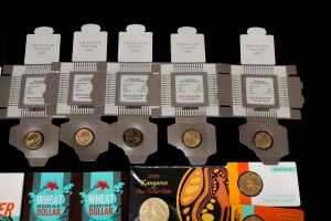 Group of assorted collectable coins - 3