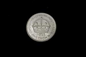 Two Australian silver Crowns - 4