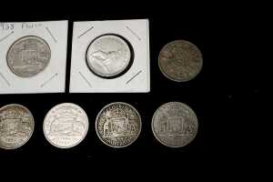 Nine Australian pre-decimal silver Florins - 4