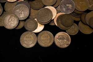 Group of pre-decimal pennies and half pennies - 2